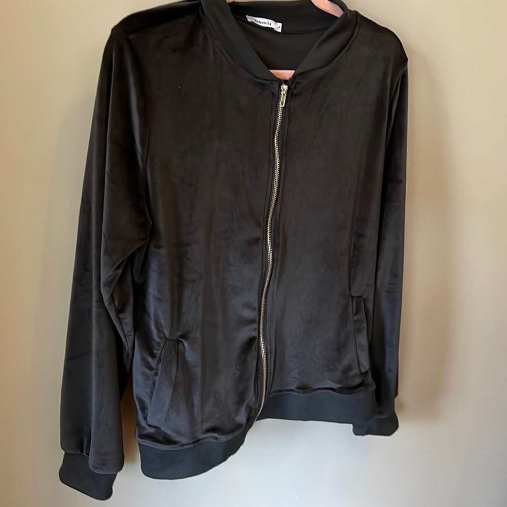 Sykooria black Velvety zip up bomber style jacket / Cardigan